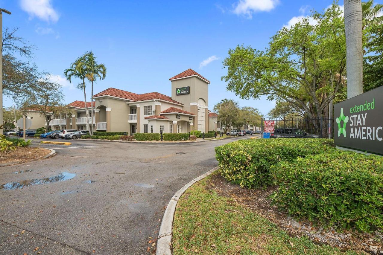 Extended Stay America Suites - Miami - Airport - Blue Lagoon Miami Springs Екстер'єр фото