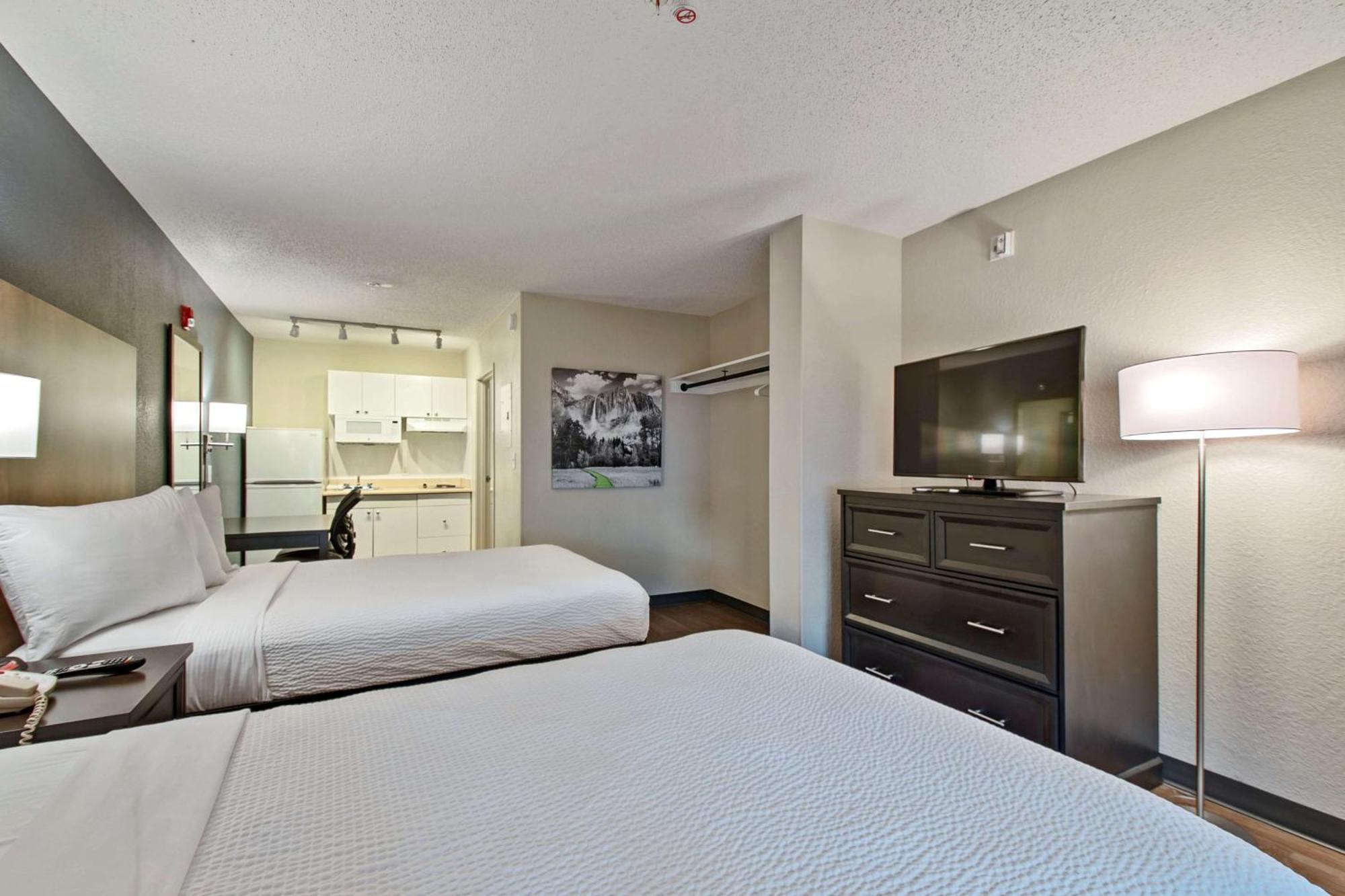 Extended Stay America Suites - Miami - Airport - Blue Lagoon Miami Springs Екстер'єр фото