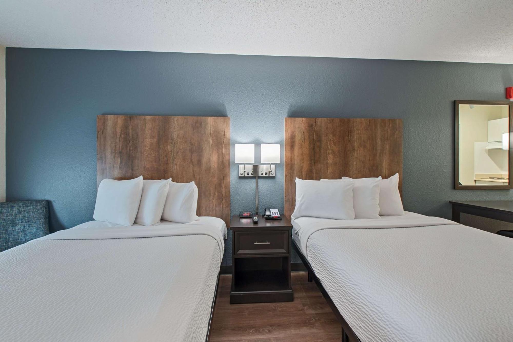 Extended Stay America Suites - Miami - Airport - Blue Lagoon Miami Springs Екстер'єр фото